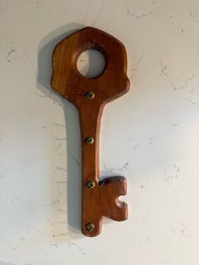 Wooden Decorative Key Wall Hook - Brown